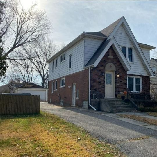 1997 Harvard Rd, Unit Upper in Berkley, MI - Building Photo - Building Photo