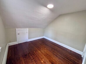 279 Tyler St in Trenton, NJ - Building Photo - Building Photo