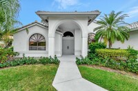 5682 Aspen Ridge Cir in Delray Beach, FL - Foto de edificio - Building Photo