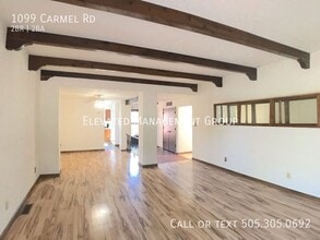 1099 Carmel Rd in Belen, NM - Foto de edificio - Building Photo