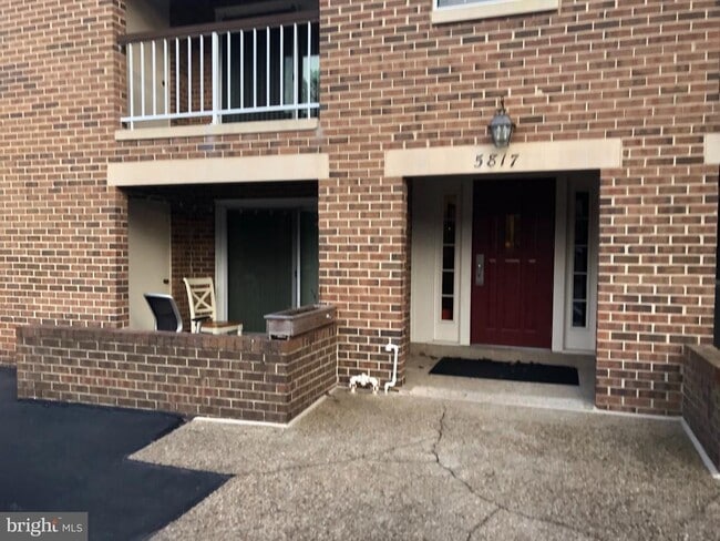 property at 5817 Cove Landing Rd