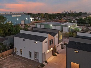 227 Noras Ln in Houston, TX - Building Photo - Building Photo