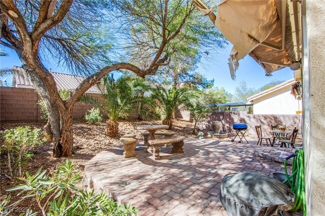 7461 Mission Palm St