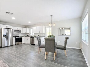 111 Tennessee Ave NE in St. Petersburg, FL - Building Photo - Building Photo