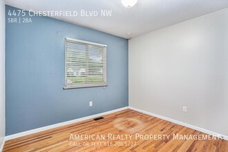 4475 Chesterfield Blvd NW in Grand Rapids, MI - Building Photo - Building Photo