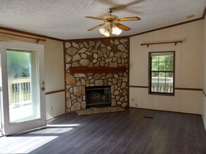 8901 Green Level Grn in Cary, NC - Building Photo - Building Photo