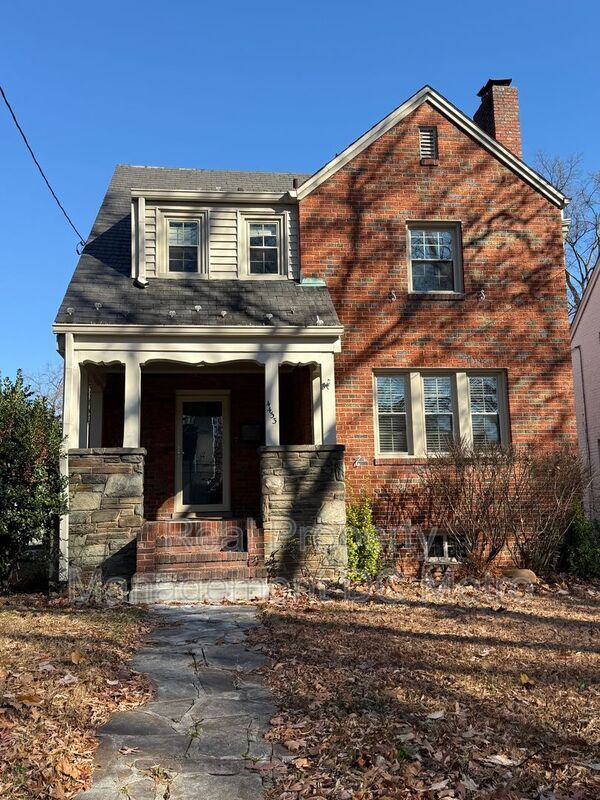 property at 4433 South Dakota Ave NE