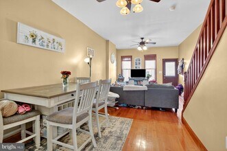 818 Belgrade St in Philadelphia, PA - Building Photo - Building Photo