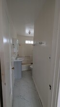 618 Loma Ave, Unit 620 Loma Ave in Long Beach, CA - Building Photo - Building Photo