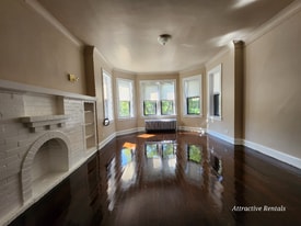 6957 S Eggleston Ave in Chicago, IL - Building Photo