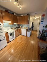 1054 Cambridge St in Cambridge, MA - Building Photo