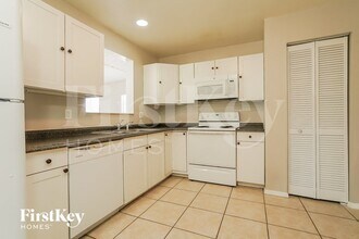 432 SW 37th Terrace in Cape Coral, FL - Building Photo - Building Photo