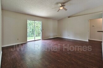1600 Twin Oak Dr W in Middleburg, FL - Building Photo - Building Photo