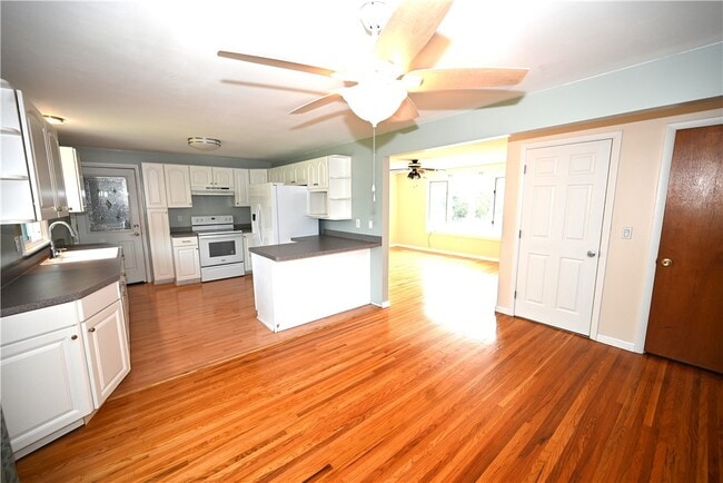 property at 1093 Washington St