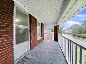 2513 Date St, Unit 3 in Louisville, KY - Building Photo - Building Photo