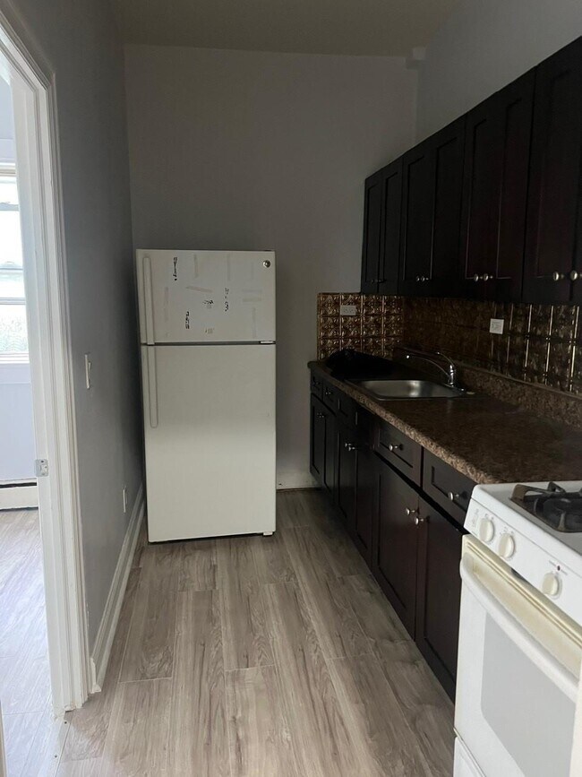 357 Linwood St in Brooklyn, NY - Building Photo - Building Photo