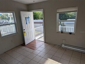 2000 Queensboro Ave S in St. Petersburg, FL - Building Photo - Building Photo