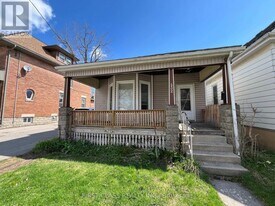 432 Charlotte St in London, ON - Building Photo