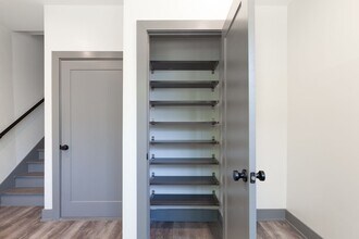 1269 Wright Ln SE in Atlanta, GA - Building Photo - Building Photo