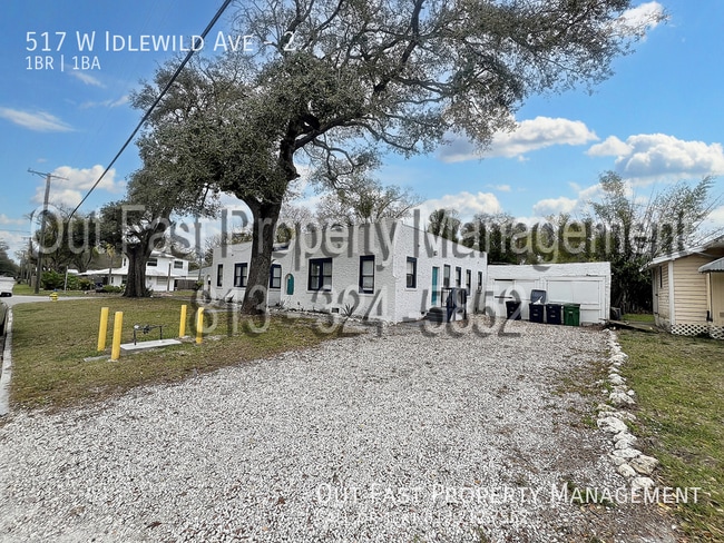 517 W Idlewild Ave in Tampa, FL - Foto de edificio - Building Photo
