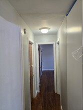47 Rogers St, Unit 3 in New London, CT - Foto de edificio - Building Photo