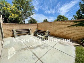 3230 E Yountville Dr in Ontario, CA - Building Photo - Building Photo