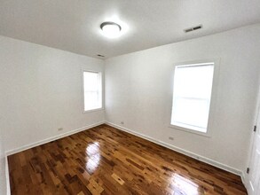 3911 W 14th St in Chicago, IL - Building Photo - Building Photo