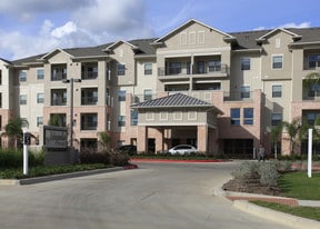 Magnolia Place Senior Apartments in Houston, TX - Building Photo
