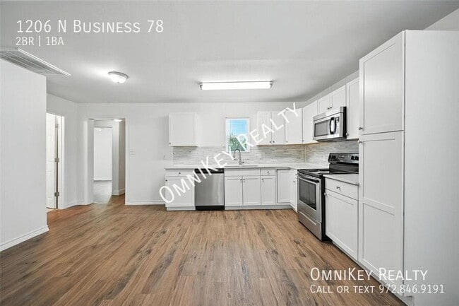 1206 TX-78 BUS in Blue Ridge, TX - Building Photo - Building Photo