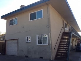 RR Apartments in San Jose, CA - Building Photo