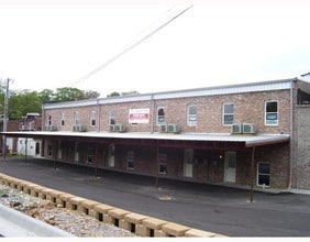 The Creekview Flats in Siloam Springs, AR - Building Photo - Building Photo