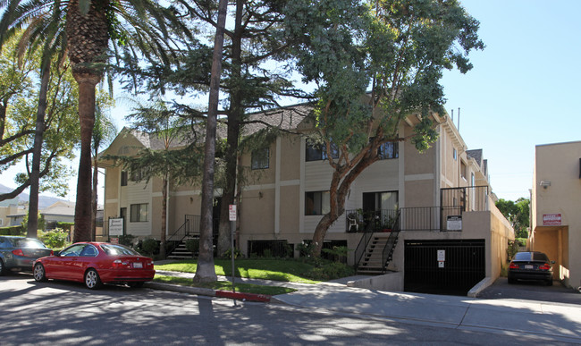 1044 Winchester Ave in Glendale, CA - Foto de edificio - Building Photo