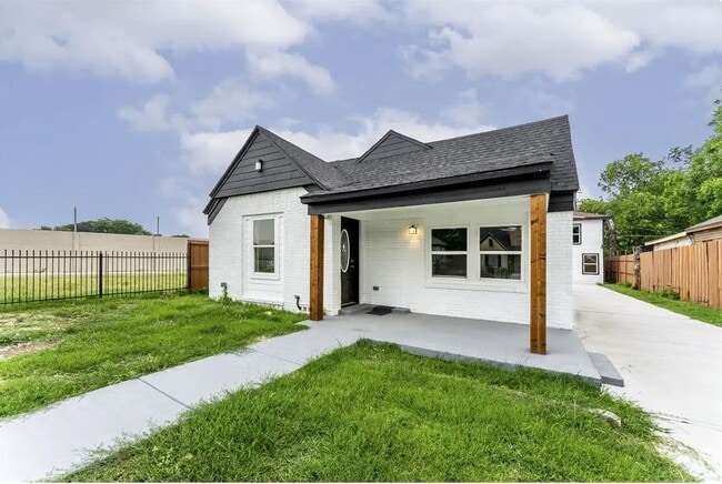 235 W Woodin Blvd, Unit Main