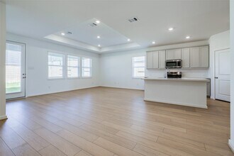 9711 Westminster Mnr Dr in Cypress, TX - Building Photo - Building Photo