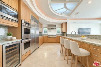 1148 Las Pulgas Rd in Los Angeles, CA - Building Photo - Building Photo