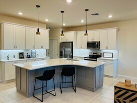 4828 Jumping Way in Greenacres, FL - Building Photo