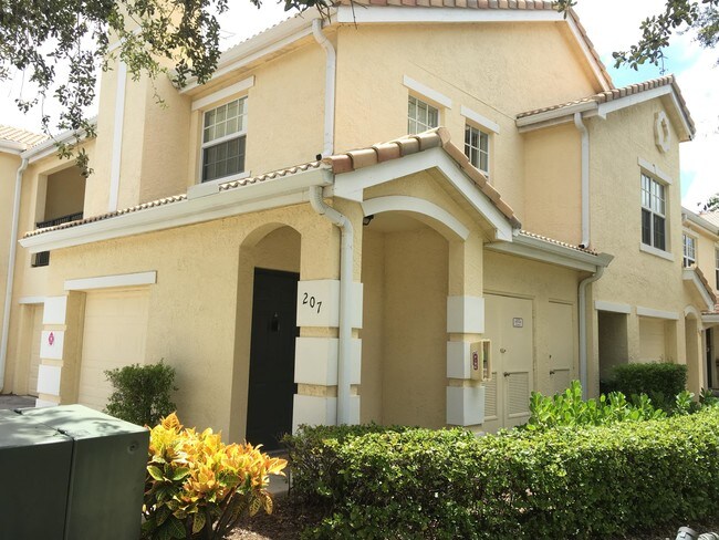 142 SW Peacock Blvd-Unit -22207 in Port St. Lucie, FL - Building Photo - Building Photo