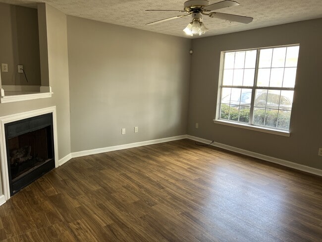5089 Chupp Way Cir in Stonecrest, GA - Building Photo - Building Photo