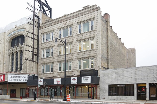 4818-4820 N Broadway St in Chicago, IL - Building Photo - Building Photo