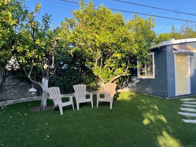 3809 Brunswick Ave in Los Angeles, CA - Building Photo - Building Photo