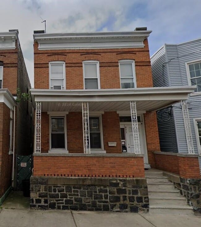 property at 433 67th St