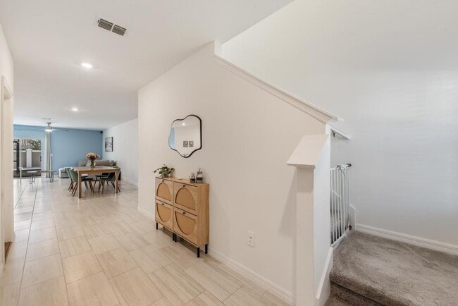 11298 Radiant Shr Lp in San Antonio, FL - Building Photo - Building Photo