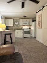 21 S Hollywood Ave, Unit 6 in Daytona Beach, FL - Building Photo