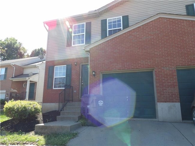 62 Deer Haven Ct