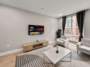 901 Canal St in Philadelphia, PA - Building Photo - Building Photo