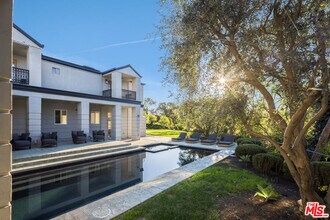 28600 Pacific Coast Hwy in Malibu, CA - Building Photo - Building Photo