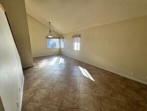 243 President Way in Ridgecrest, CA - Building Photo - Building Photo