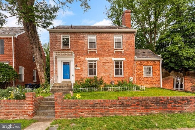 property at 4712 Piney Branch Rd NW
