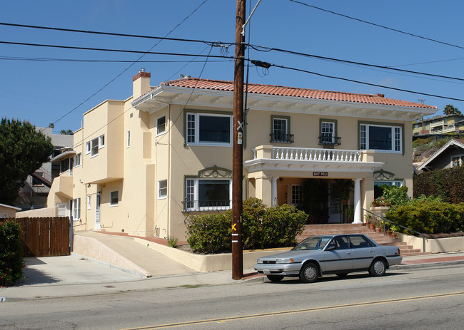 847 Poli St in Ventura, CA - Building Photo - Building Photo