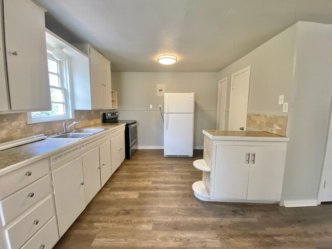 2420 33rd St in Lubbock, TX - Building Photo - Building Photo